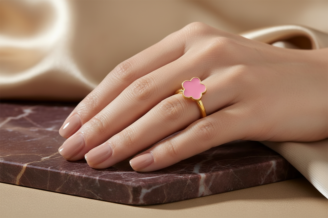 Clover Ring